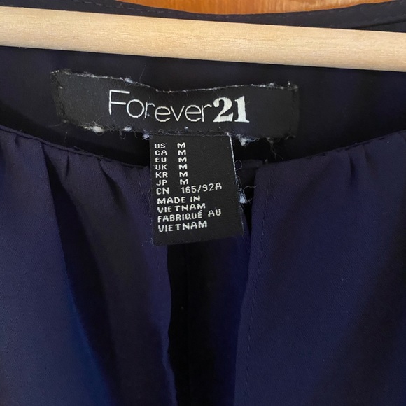 Navy boat neck top with collar! - Picture 3 of 4